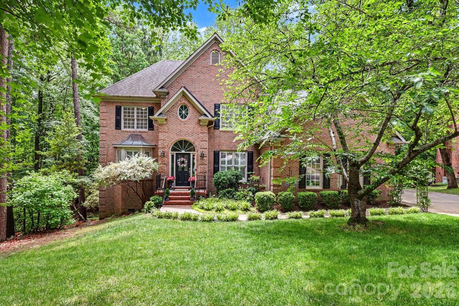 Property Photo:  1218 Gateshead Lane  NC 28105 