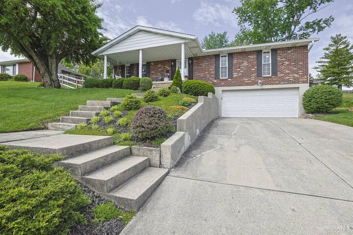 Property Photo:  1162 Elizabeth Drive  OH 45013 