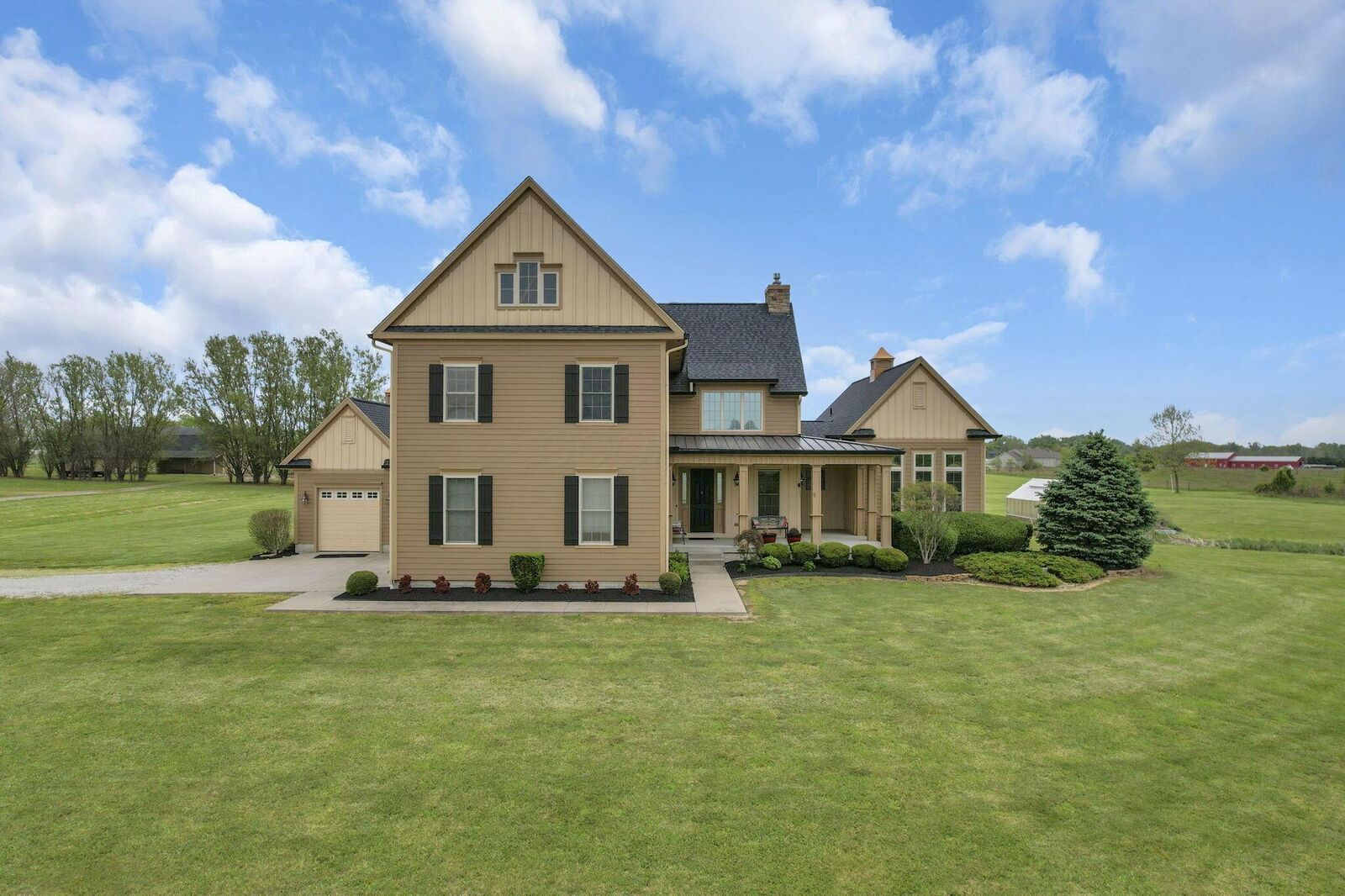 Property Photo:  568 Cedar Hill NW Road  OH 43110 