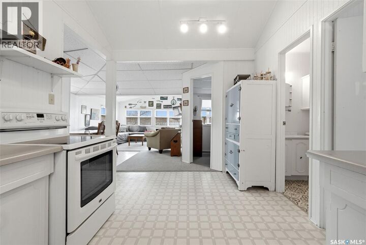 Property Photo:  57 Sebolt Bay  SK S4S 4C0 