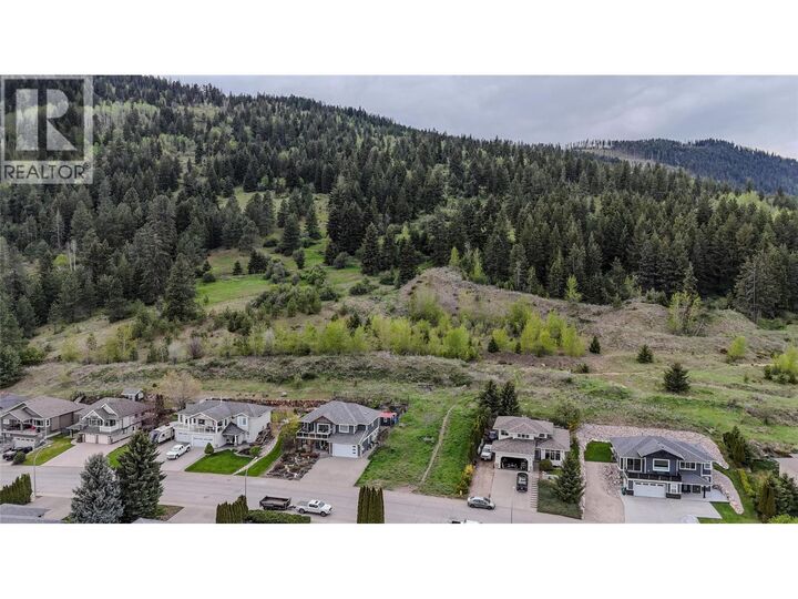 Property Photo: 2000 Mountain View Avenue BC V0E 2G0