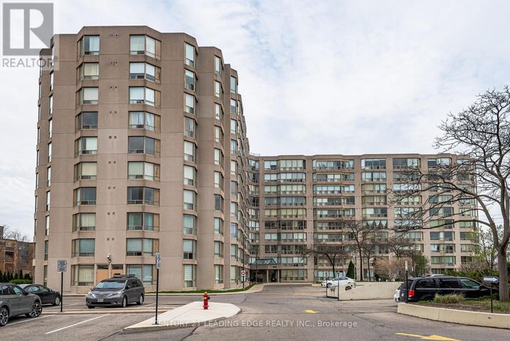 Property Photo:  309 Major Mackenzie Drive East 411  ON L4C 9V5 