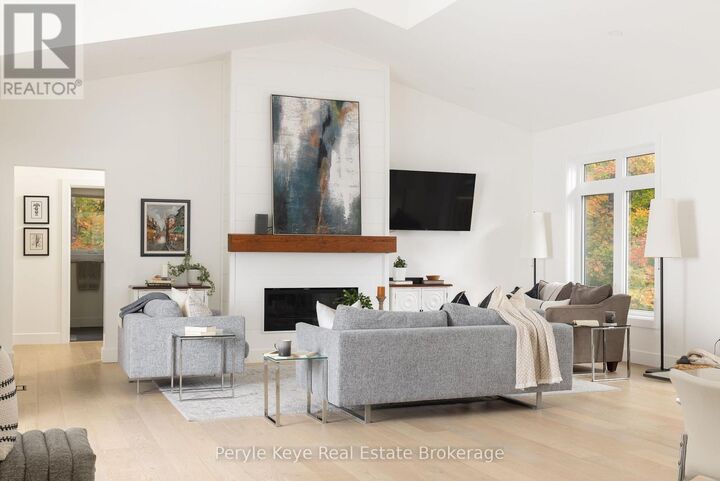 Property Photo:  103 Granite Drive  ON P1H 2N5 