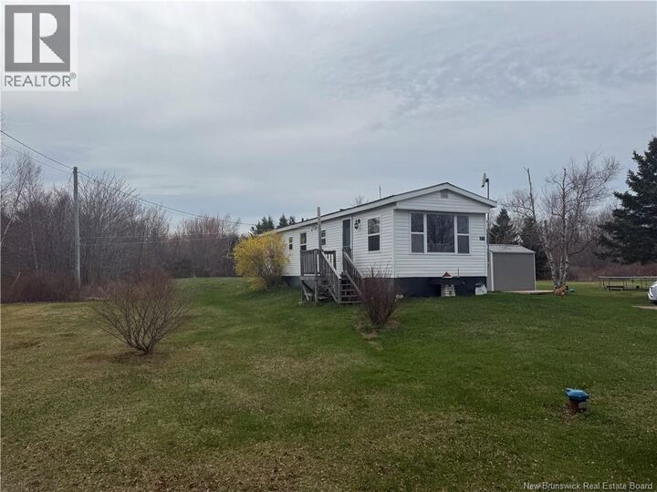Property Photo:  21 Trenholm Road  NB E4M 3C9 