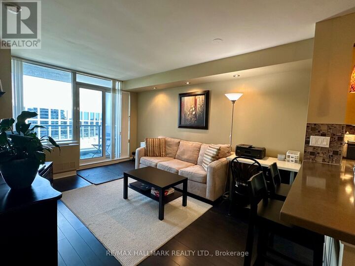 Property Photo:  4978 Yonge Street 3609  ON M2N 7G8 