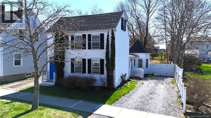 Property Photo:  107 King Street  NB E5B 1X8 