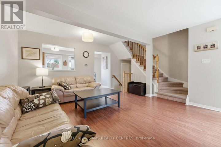 Property Photo:  22 Ross Linton Drive  ON L4G 6T3 