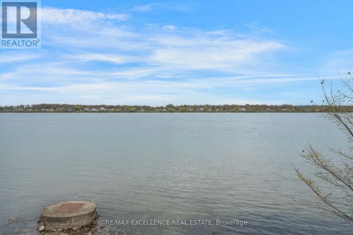Property Photo: 12575 Niagara River Parkway ON L2G 0P6
