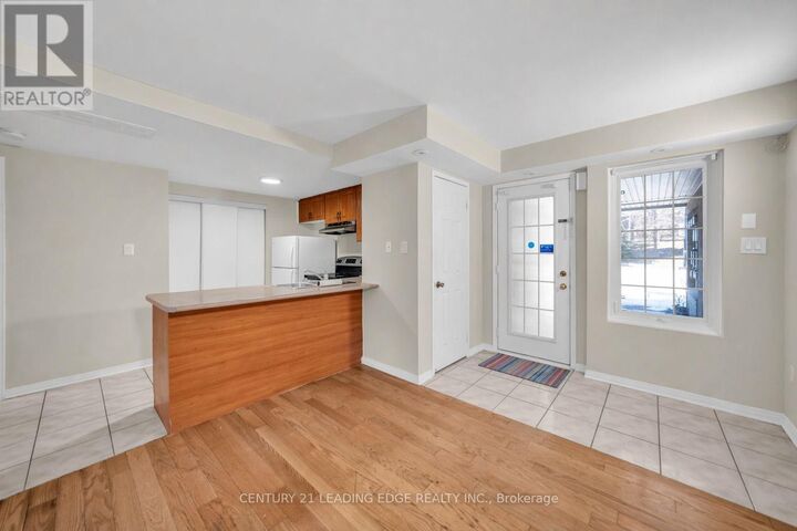 Property Photo:  42 Pinery Trail 74  ON M1B 6K2 