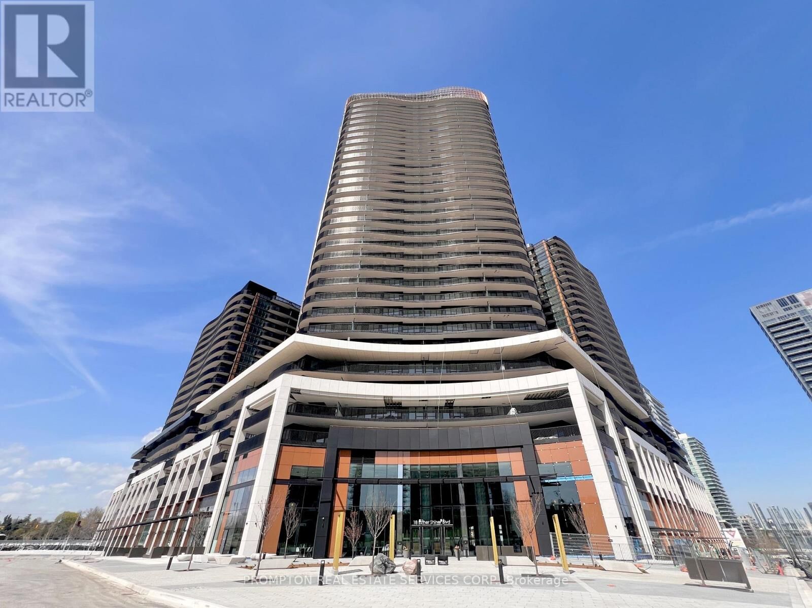 Property Photo:  68 Esther Shiner Boulevard 263  ON M2K 0J6 