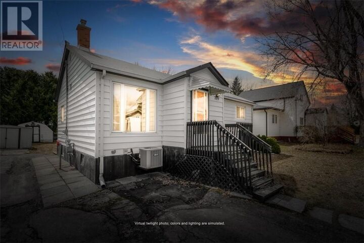 Property Photo:  209 Second Avenue  ON P3Y 1M2 