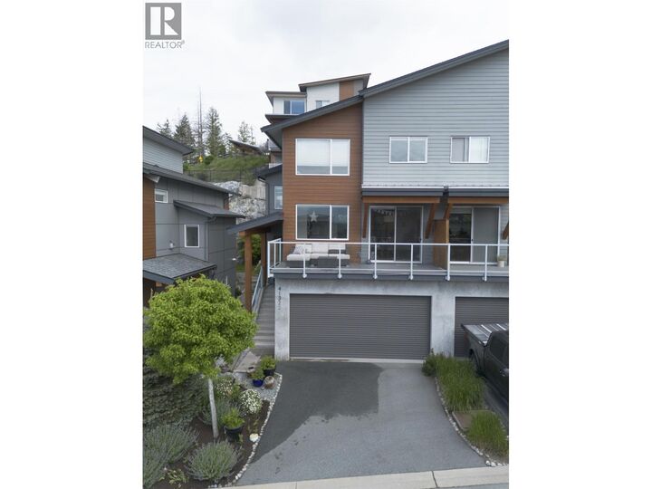 Property Photo:  41322 Horizon Drive  BC V8B 0Y7 