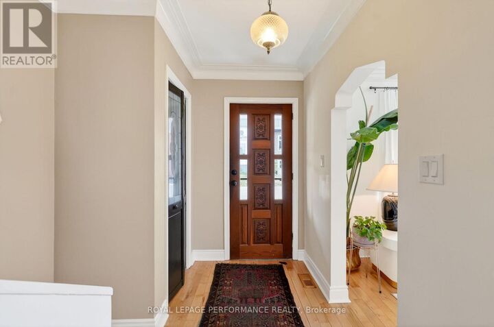 Property Photo:  317 Shakespeare Street  ON K1L 5M1 