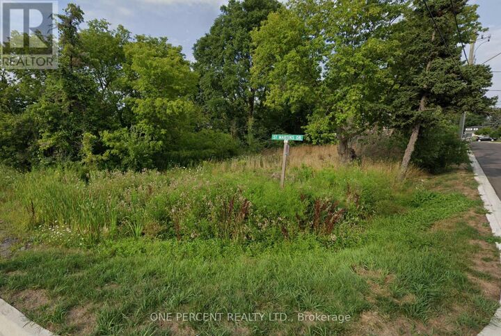 Property Photo:  805 St. Martins Drive  ON L1W 1N1 