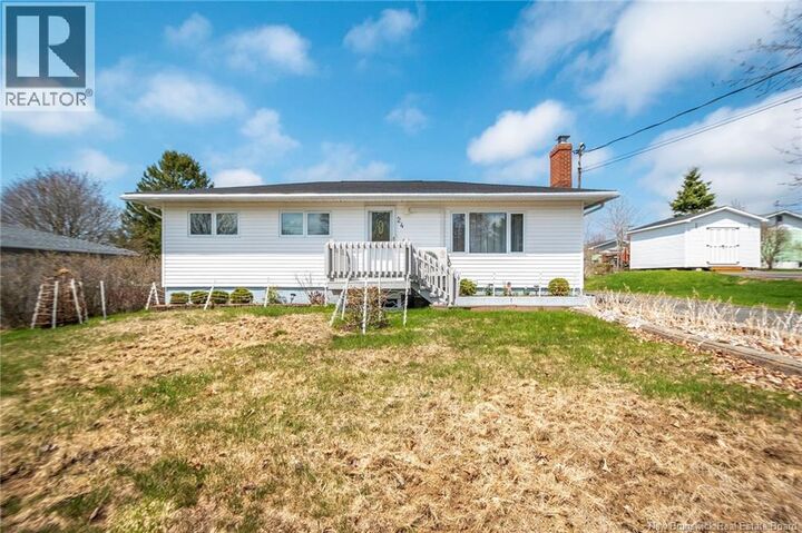 Property Photo:  24 Glengarry Drive  NB E2J 2Y3 