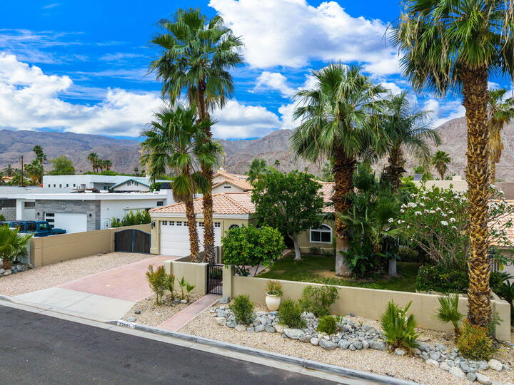 Property Photo:  53845 Avenida Vallejo  CA 92253 
