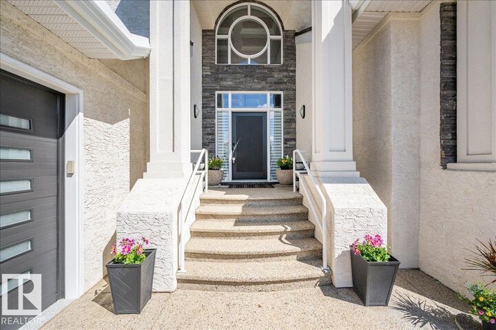 Property Photo:  314 Weaver Point(E) NW  AB T6M 2J4 