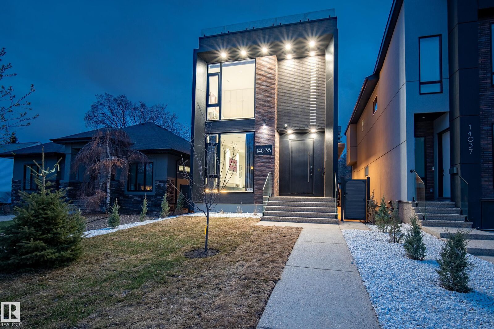 Property Photo:  14035 104 Avenue NW  AB T5N 0W7 
