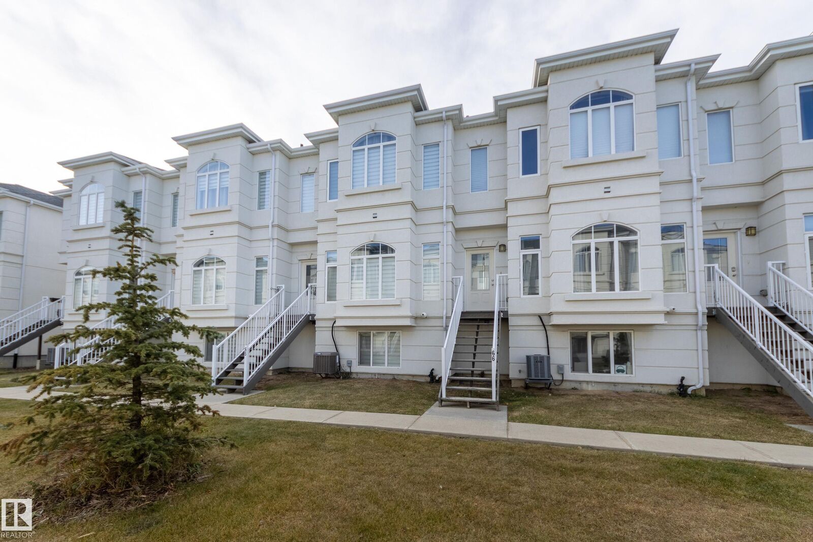 Property Photo:  66 723 172 Street SW  AB T6W 1A5 