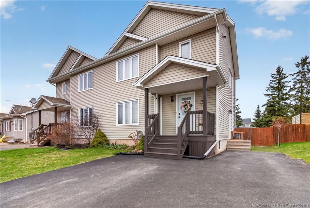 Property Photo:  33 Myriam Crescent  NB E1A 0V4 