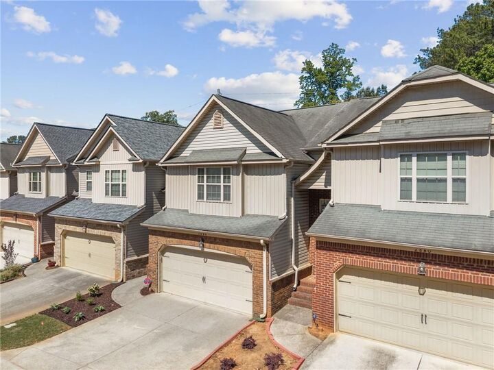 Property Photo:  2884 Oshields Court SW 1  GA 30060 