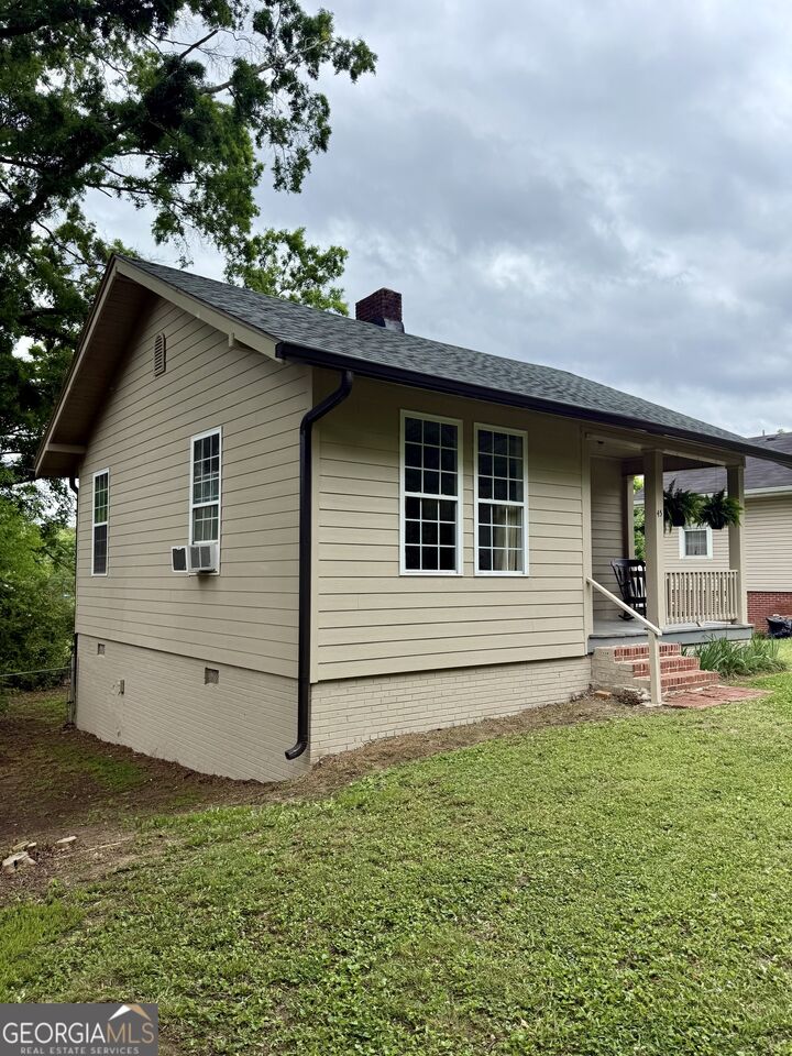 Property Photo:  45 NE 4th Street  GA 30172 