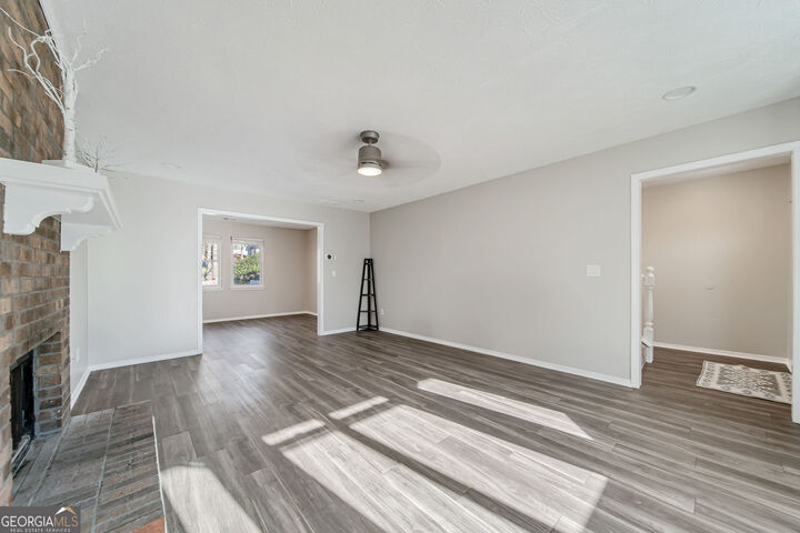 Property Photo:  1069 Ashwood Circle  GA 30046 