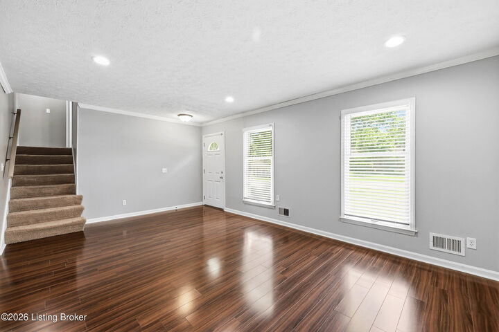 Property Photo:  7307 Wood Rock Rd  KY 40291 