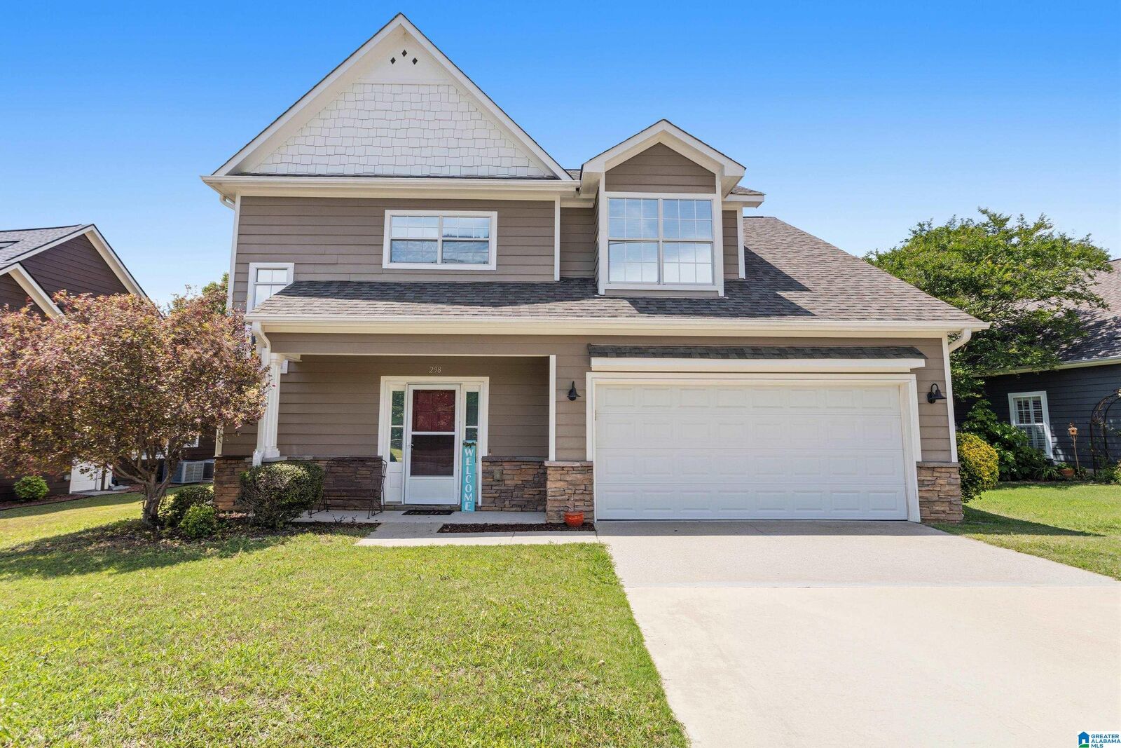 Property Photo:  298 Nottingham Drive  AL 35040 