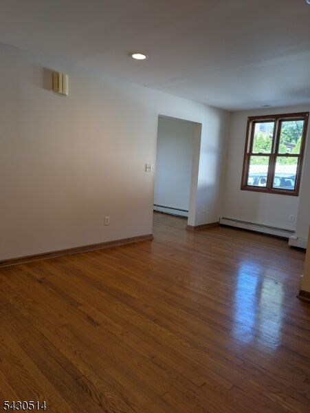 Property Photo:  556 Totowa Rd 1  NJ 07512 