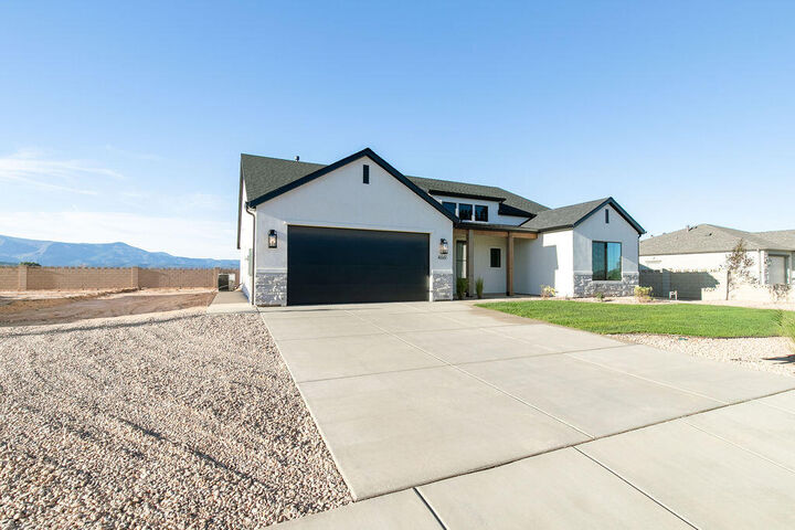Property Photo:  4661 W 150 N Lot 207  UT 84720 