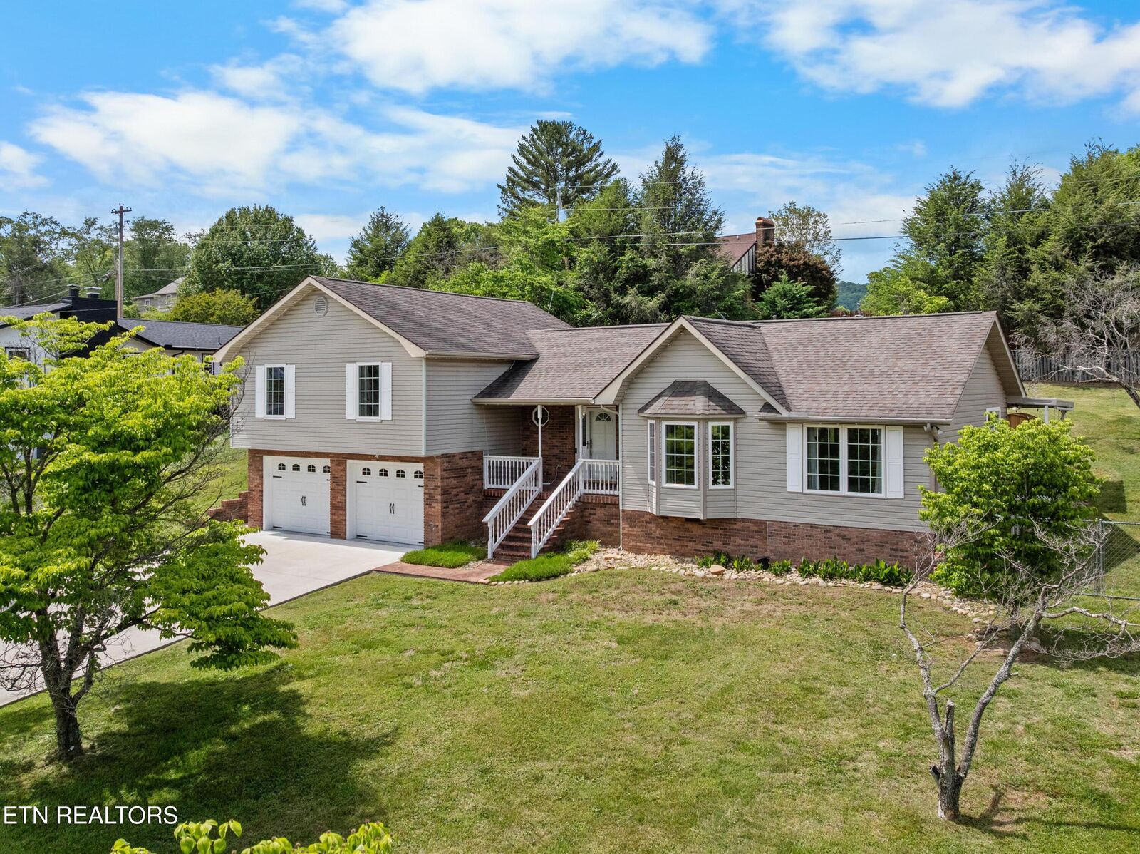 Property Photo:  206 Hickory Lane  TN 37757 