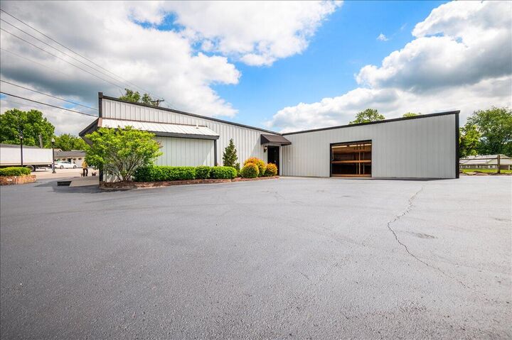 Property Photo:  318 S Dixie Street  KY 40741 
