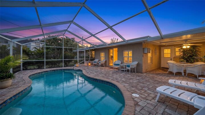 Property Photo:  3537 S School Avenue  FL 34239 
