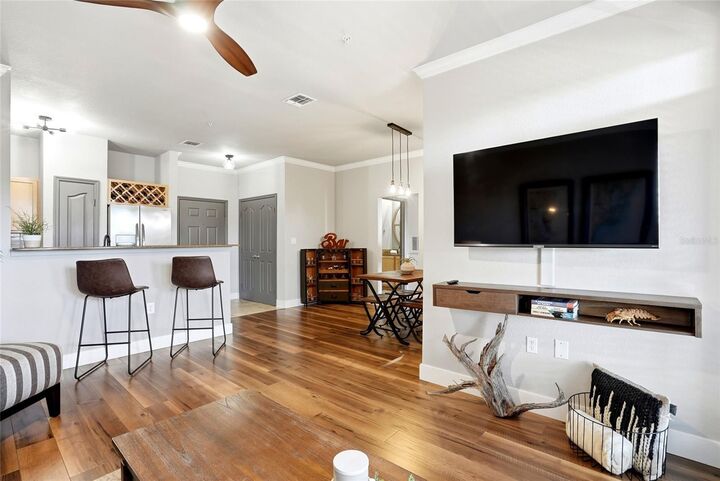 Property Photo:  5000 Culbreath Key Way 1-108  FL 33611 