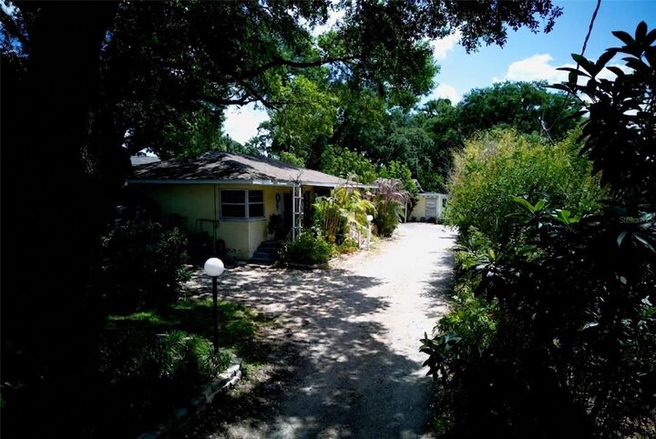 Property Photo:  2119 S Fern Creek Avenue  FL 32806 