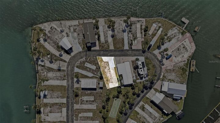Property Photo:  7500 Park Pointe Drive 49  FL 34224 