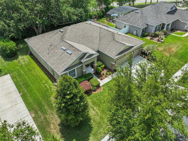 Property Photo: 280 Magneta Loop FL 33823