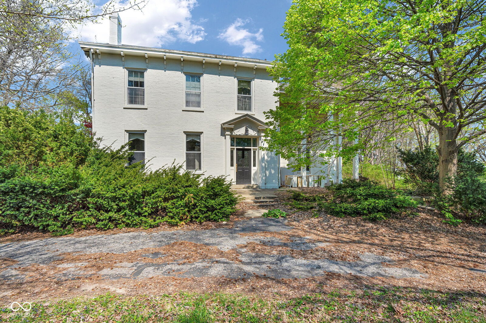 Property Photo:  1250 Park Avenue  IN 46131 