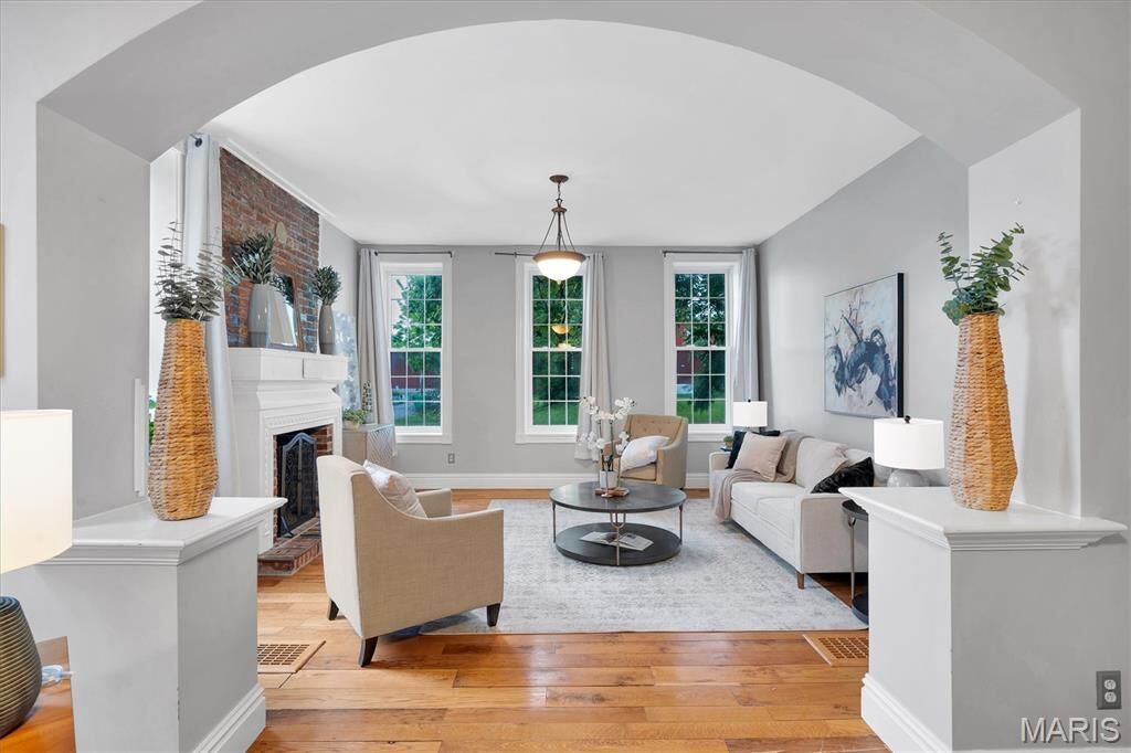 Property Photo:  2617 Arsenal Street  MO 63118 