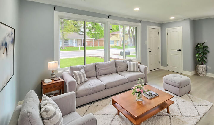 Property Photo:  312 Nassau Street  IL 60466 