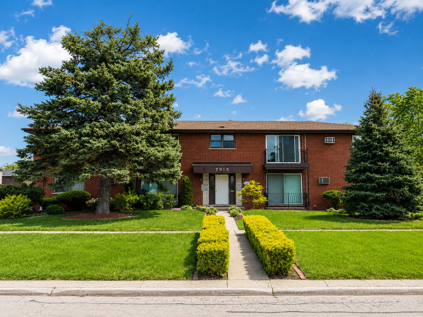 Property Photo:  7915 S 84th Avenue 6  IL 60458 