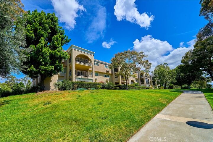 Property Photo:  3499 W Bahia Blanca W 3D  CA 92637 