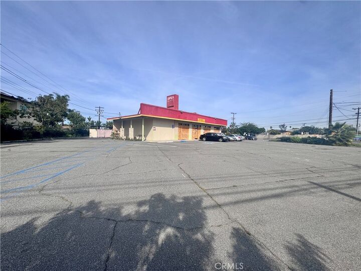 Property Photo:  10471 Magnolia  CA 92804 