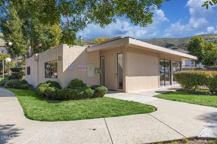 Property Photo:  771 Seneca Street D54  CA 93001 