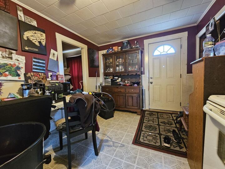 Property Photo:  22 Thompson Street  ME 04073 