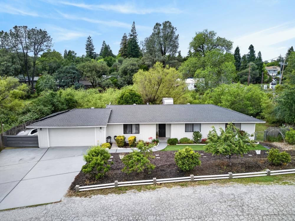 Property Photo:  120 Skipper Cove  CA 95603 