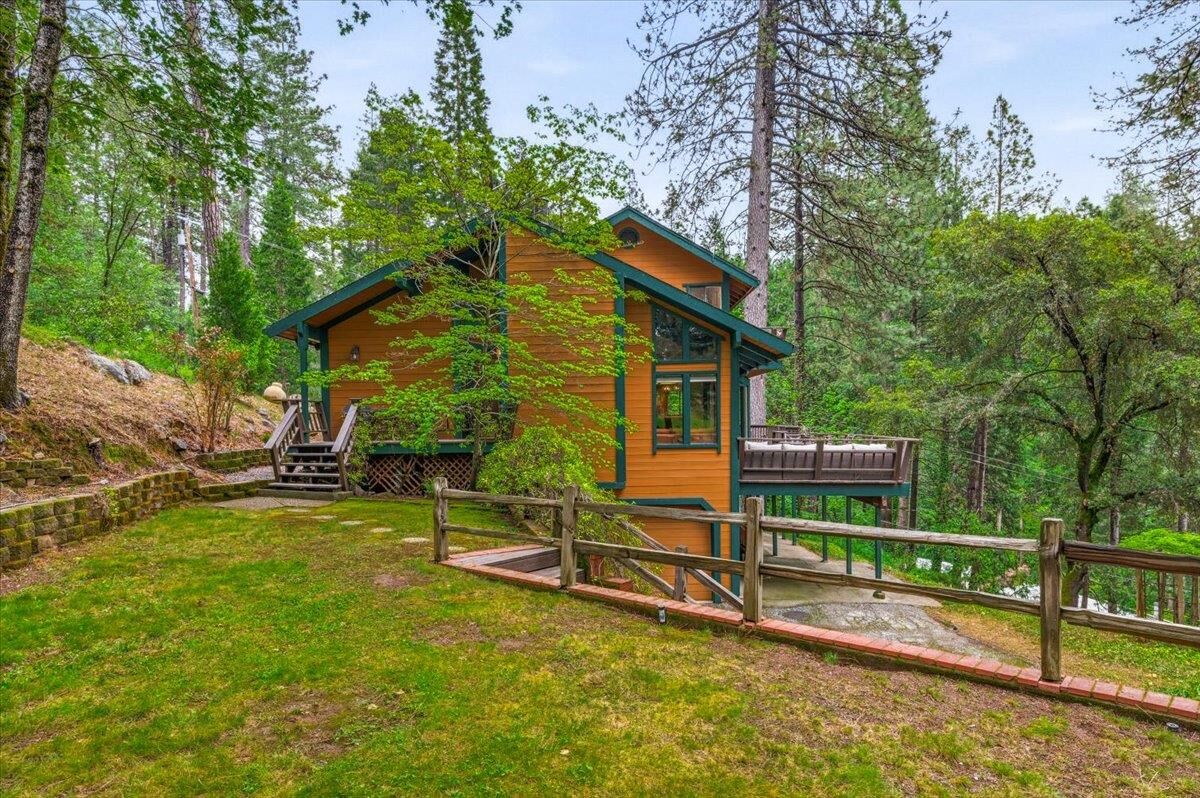 Property Photo:  10389 Crestview Drive  CA 95949 