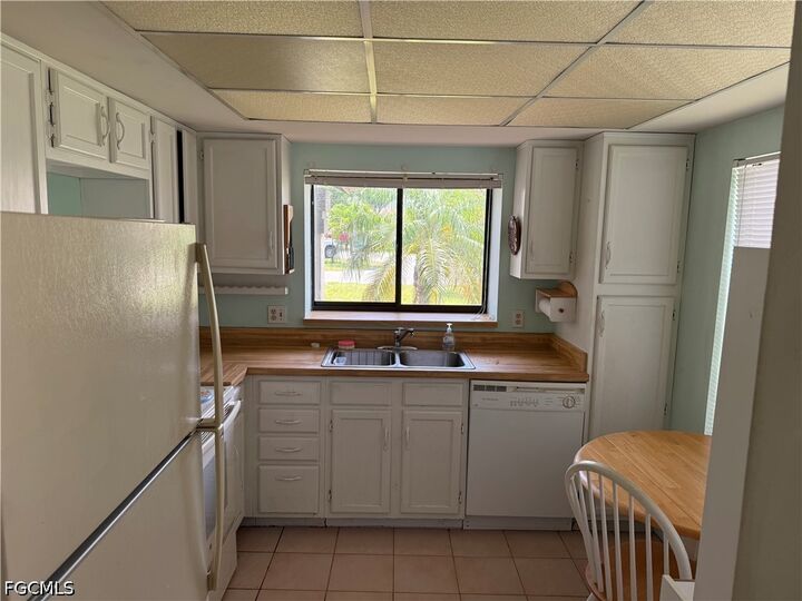 Property Photo:  1707 Bent Tree Circle  FL 33907 