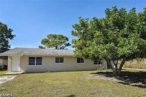 Property Photo:  2175 Twin Brooks Road  FL 33917 
